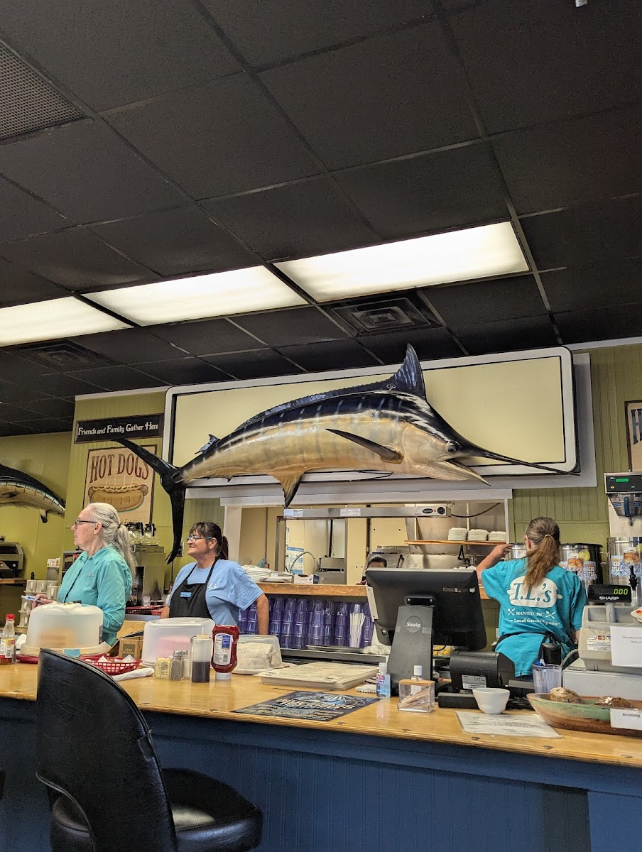 T.l.'s Family Restaurant